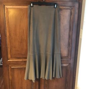 J Jill Olive Faux Suede Maxi Skirt Size 10